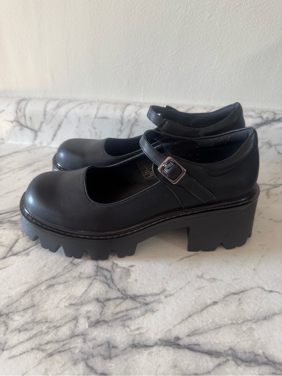 Dream Pairs Shoes - Black Chunky Mary Jane Style Platform Heels